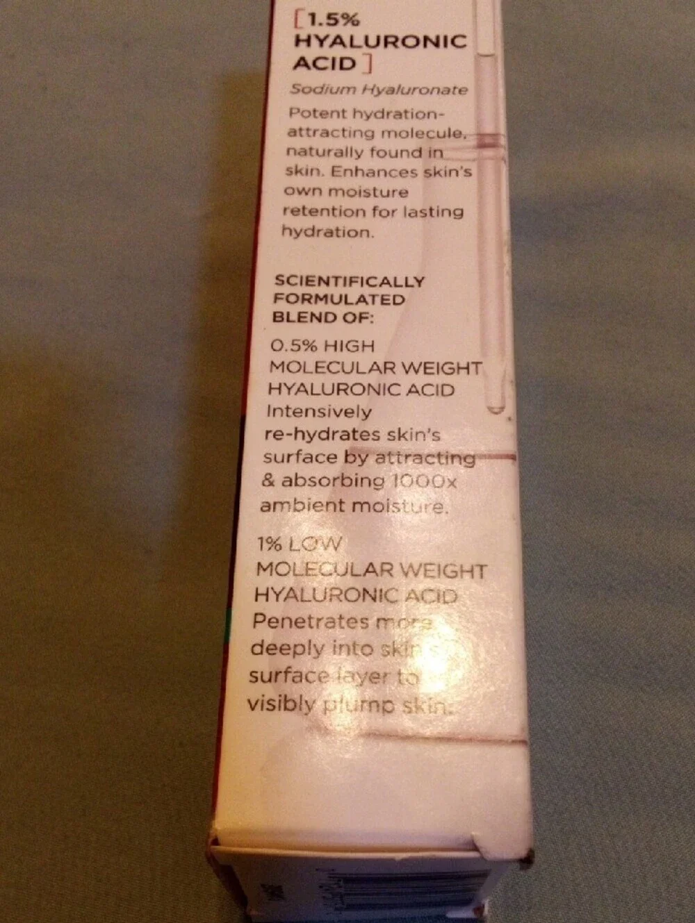 L'Oreal Revitalift Derm Intensives Hyaluronic Acid Serum - Red